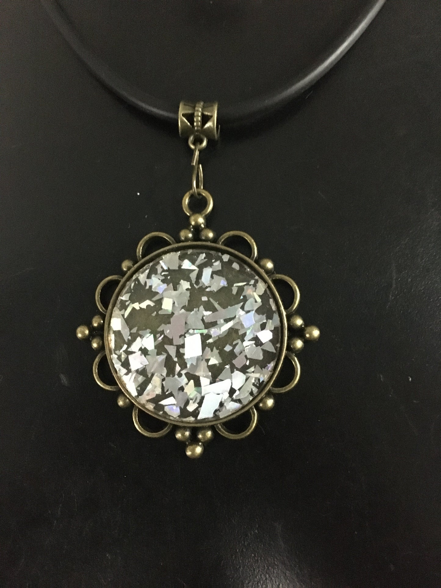 Cabochon Pendant