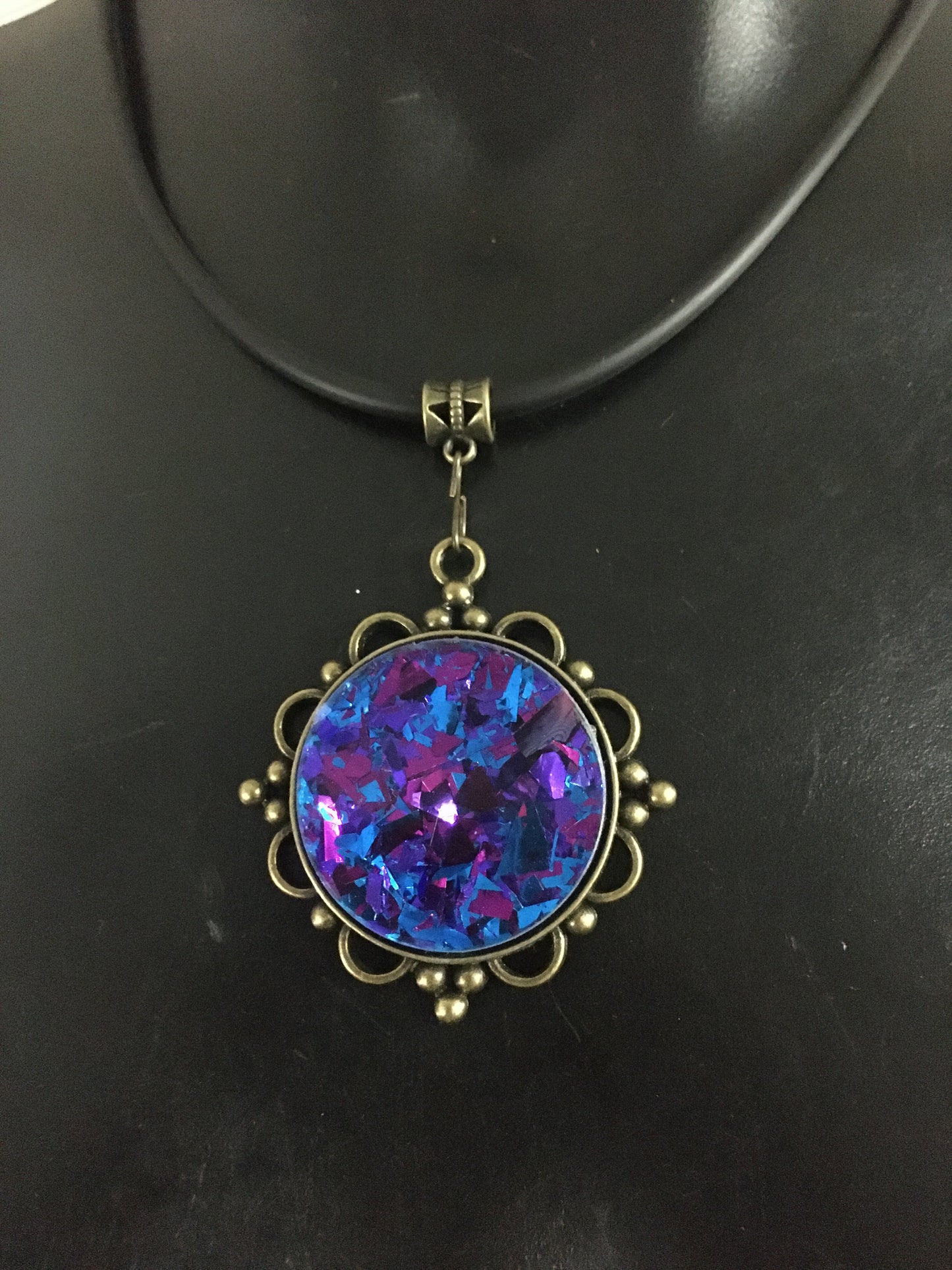 Cabochon Pendant